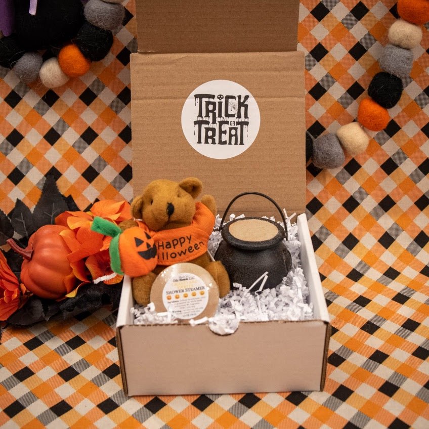 Halloween Gift Box with Plush, Cauldron and Shower Steamer - Oily BlendsHalloween Gift Box with Plush, Cauldron and Shower Steamer