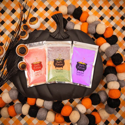 Halloween Bath Potion - 2.5 oz Pack - Oily BlendsHalloween Bath Potion - 2.5 oz Pack